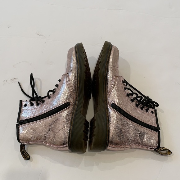 Dr. Martens 1460J shiny rose pink pascal 8eye leather boots 5 - Picture 7 of 9